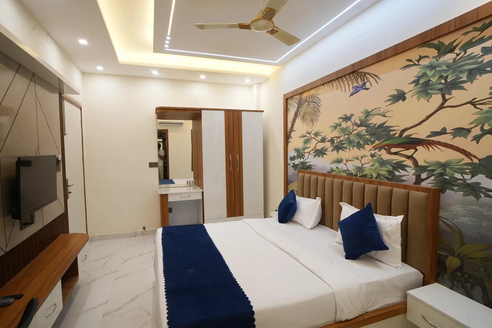Room Gallery 4