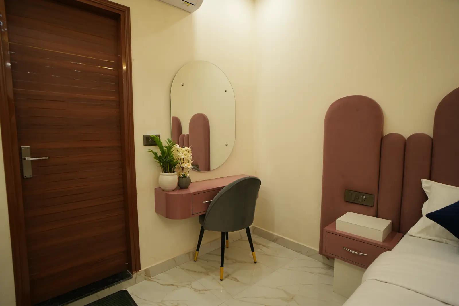 Room Gallery 15