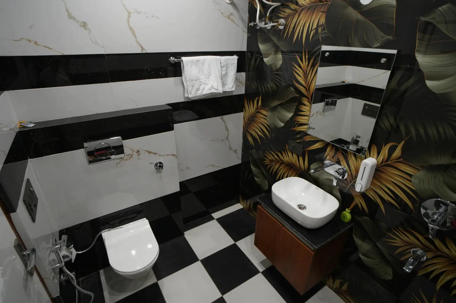 Room Gallery 21